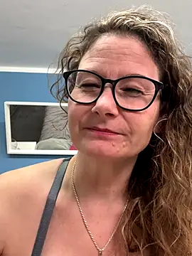 izzy-mendosa's cam snapshot