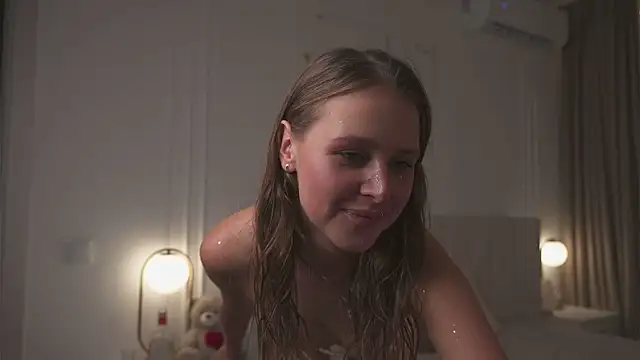 CupOfLovesWhisper live sex cam