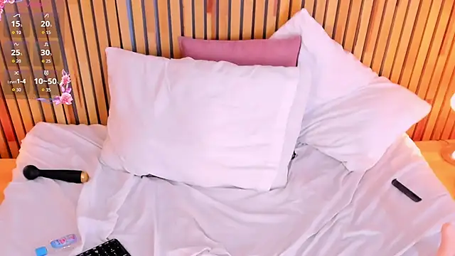 BigBeautifulMia's cam snapshot