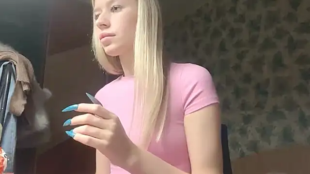 Barbie_Blondie's cam snapshot