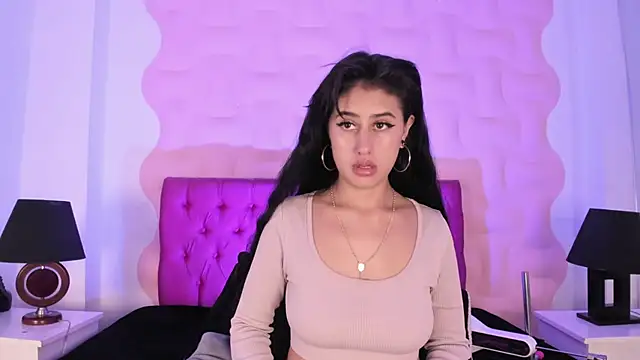 Natasha_Nassty_'s cam snapshot