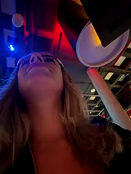 SophieVJ's cam snapshot