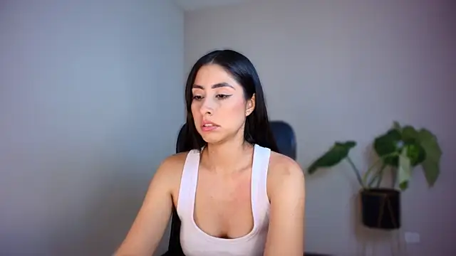 auroracaruso11's cam snapshot