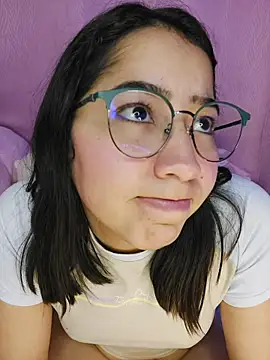 anni_ross's cam snapshot