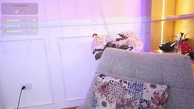 JulesBenett's cam snapshot