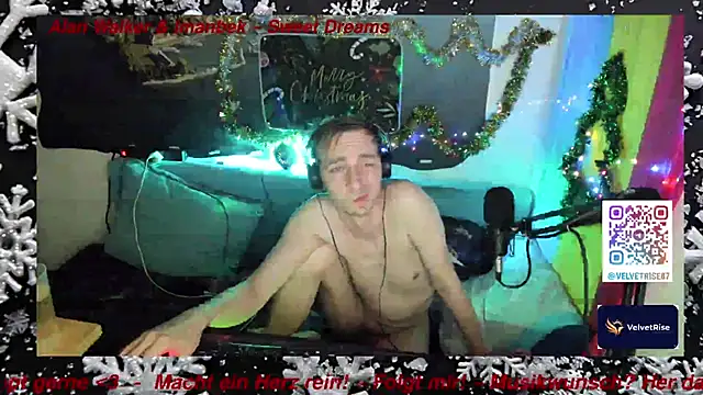 VelvetRise's cam snapshot