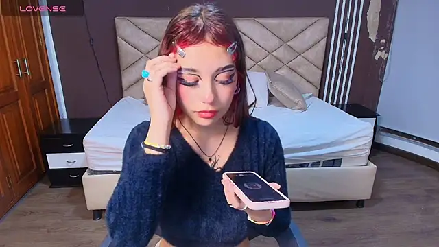 Laracooper_'s cam snapshot