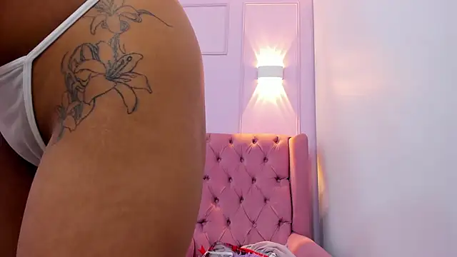 Ivonne_parker's cam snapshot