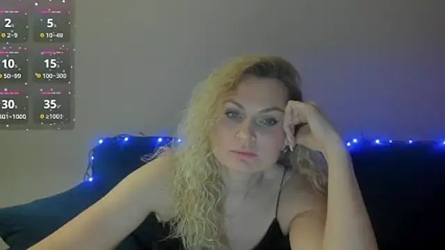 LanaLight_x's cam snapshot