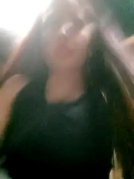 Hailey_1-2's cam snapshot