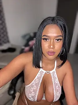 Emii_Love's cam snapshot