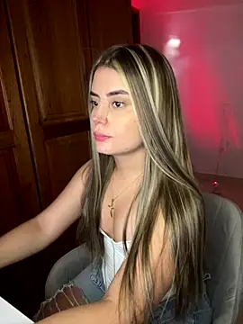 Miss_valeriaa's cam snapshot