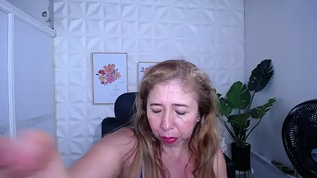 Valentinaa_mature's cam snapshot