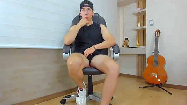 Tombarden's cam snapshot