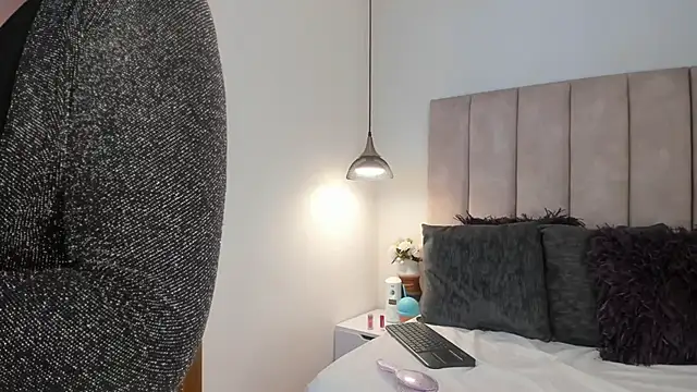 arianaa_miller_'s cam snapshot