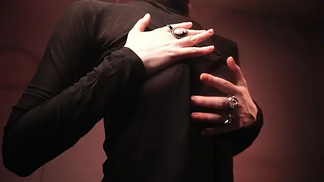 ginger_hugs's cam snapshot