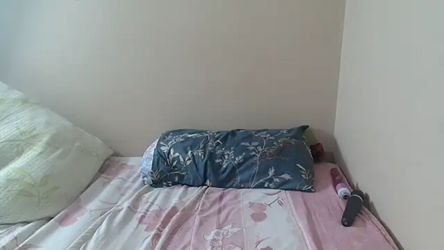 __JuicyAss_'s cam snapshot