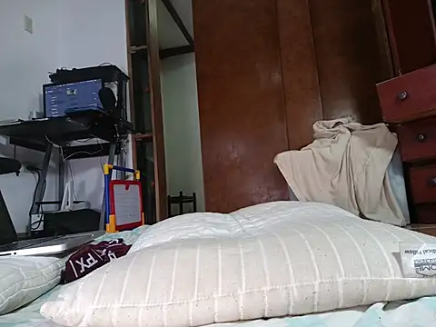 honey_ass25's cam snapshot