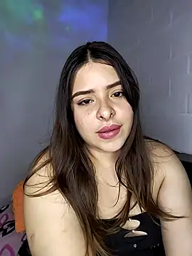 Nahomy_cm's cam snapshot