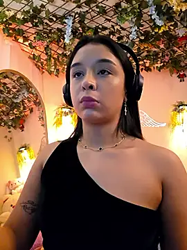 ISA_NIXON's cam snapshot