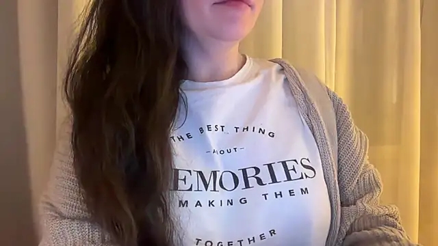 Sandysecret's cam snapshot