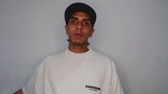 Monkey_uchiha777's cam snapshot