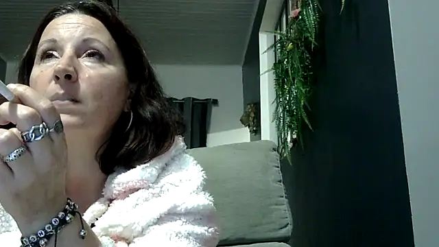 feline27's cam snapshot