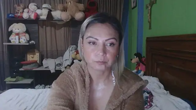 _Charlize_theron_'s cam snapshot