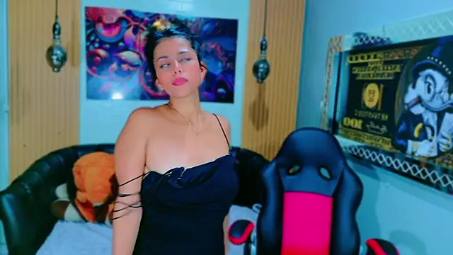 Nayla_Morel's cam snapshot