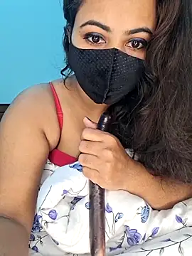 Bristy- live sex cam