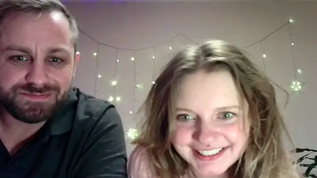 MichelleVibes18 live sex cam