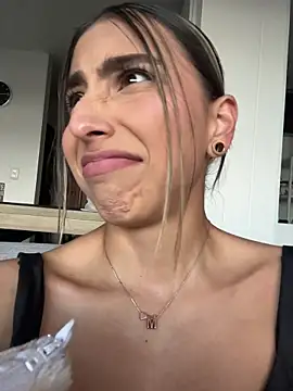 Ameellie's cam snapshot