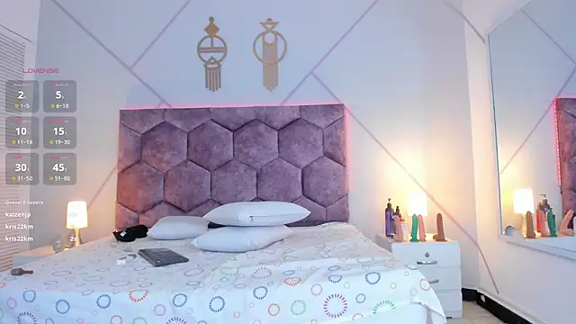 emmy_lander's cam snapshot