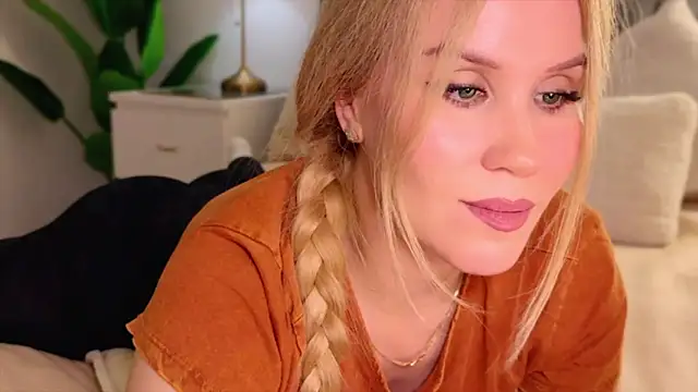 Myassistant live sex cam