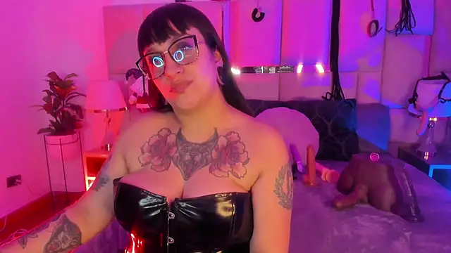 Violett_Sinclair's cam snapshot