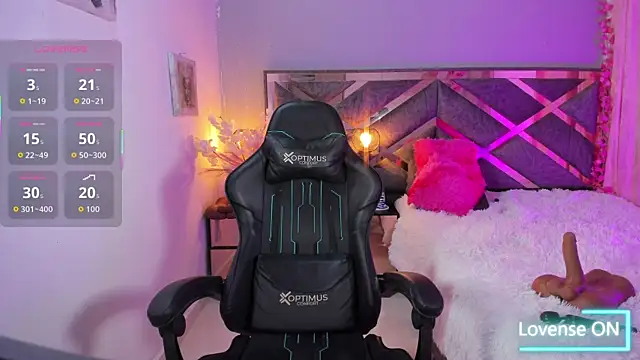 Cherry_zayden_'s cam snapshot