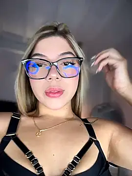 AngelBlushXXX live sex cam