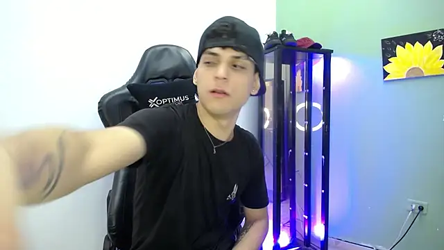 dilan_hott_'s cam snapshot