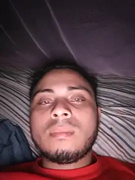 ValidAmplifier0's cam snapshot