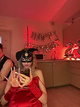 SOFYandMIKE live sex cam