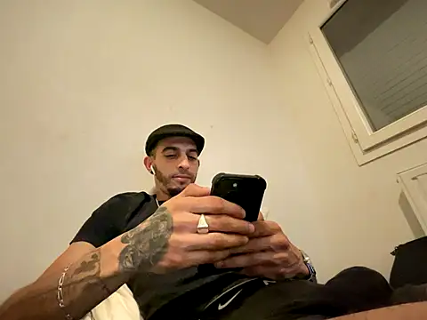 rebeu31313's cam snapshot