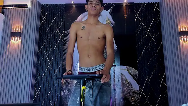 The_Boy_King's cam snapshot