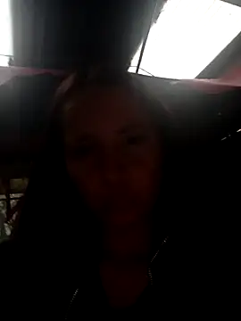 Hailey_1-2's cam snapshot