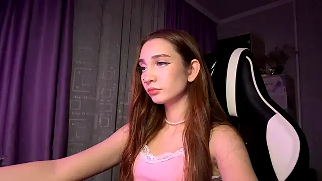 HollyPaw's cam snapshot