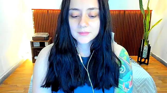 KatherineBond's cam snapshot