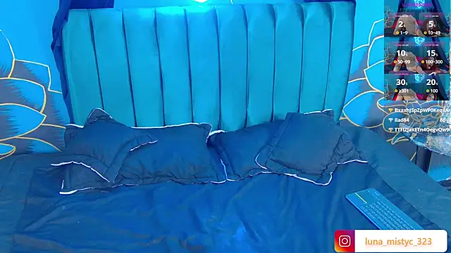 Lunamistyc's cam snapshot