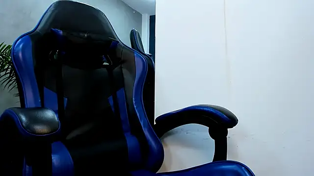 roan_birkin's cam snapshot