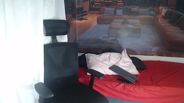 RomeoMillerr's cam snapshot