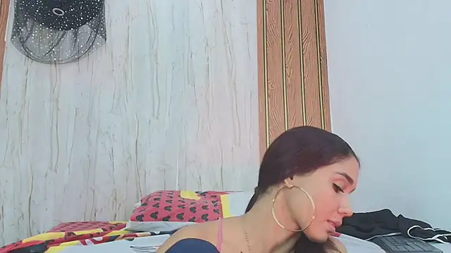 MarianaManzur's cam snapshot