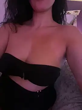 XLucilleX's cam snapshot